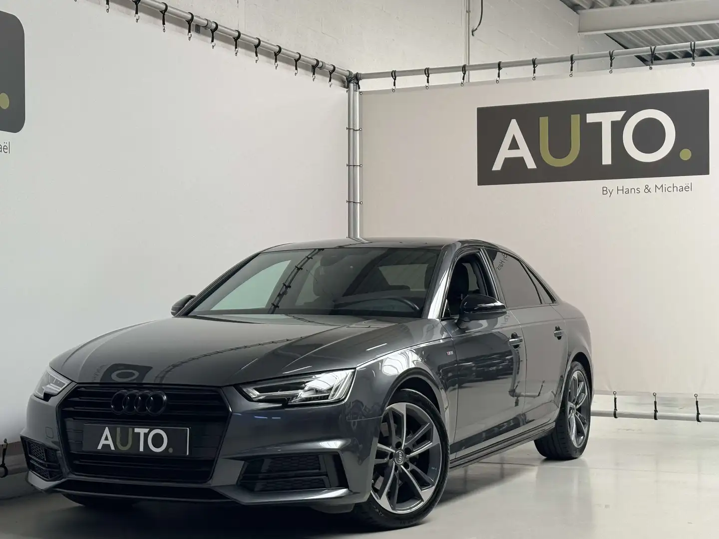 Audi A4 A4 Berline 1.4 TFSI S tronic S-Line *MATRIX*LEDER* Gris - 1