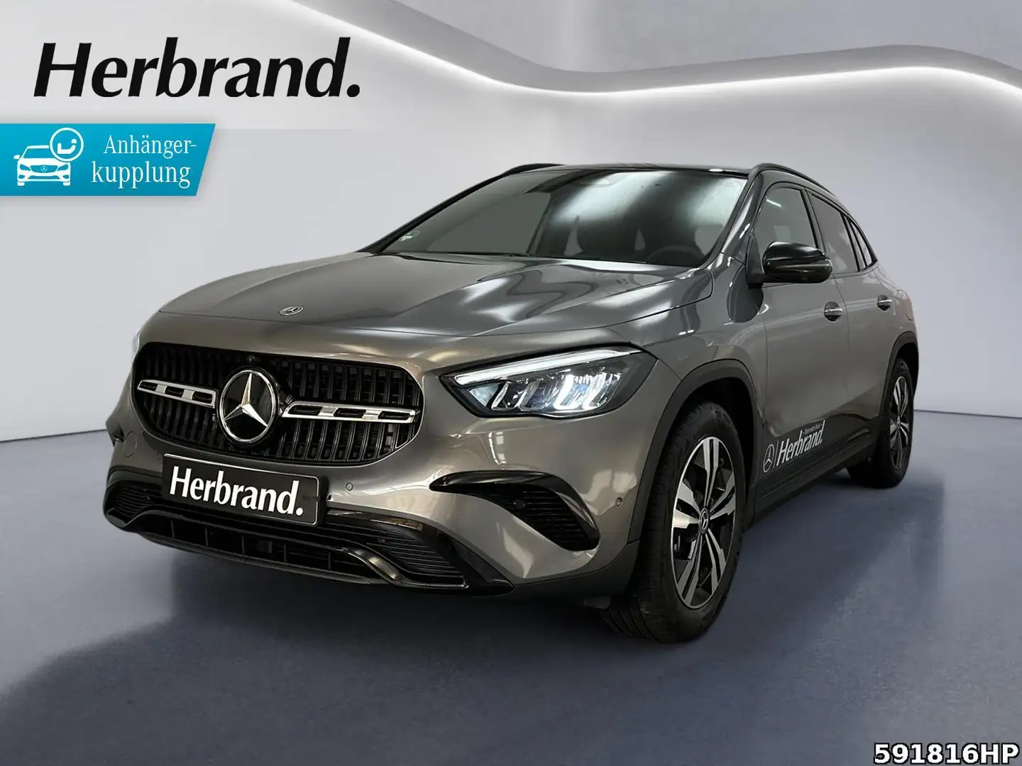 Mercedes-Benz GLA 220 d 4MATIC +AHK+PANO+DISTRO+360°KAM+DAB+ Grau - 1
