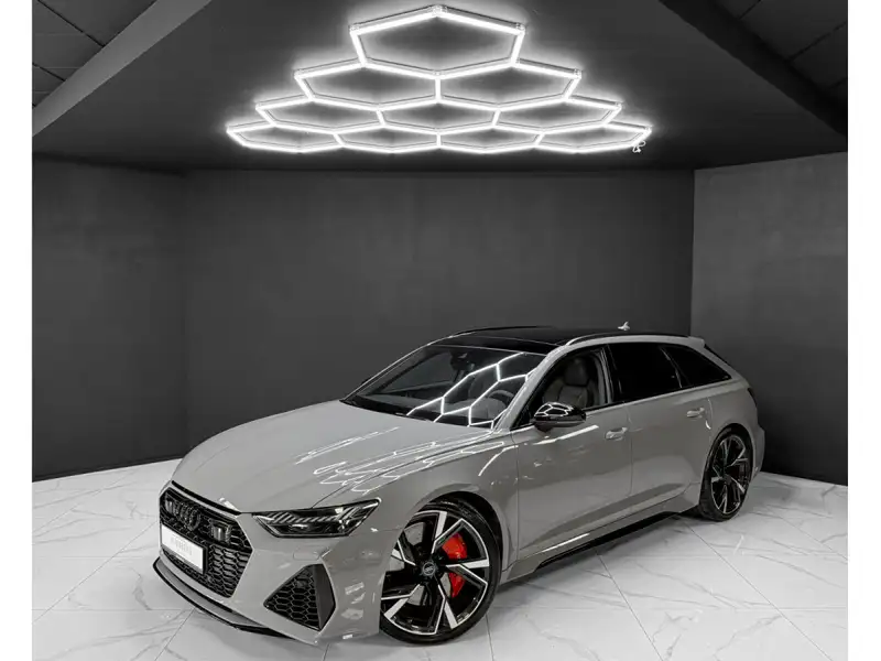 AUDI Rs6