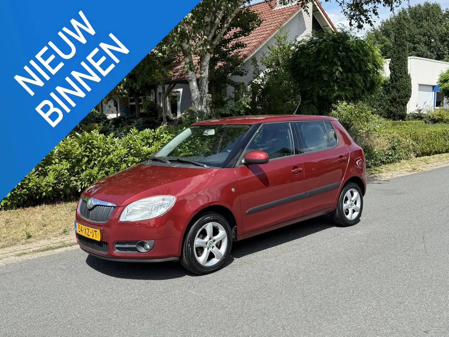 Skoda Fabia 1.6-16V Ambiente 105PK Automaat•Airco•Cruise Red - 1