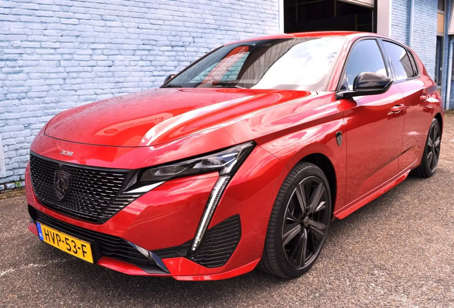 Peugeot 308 1.2 GT Pack Bns Aut. Focal massage elektr stoel Rood - 1
