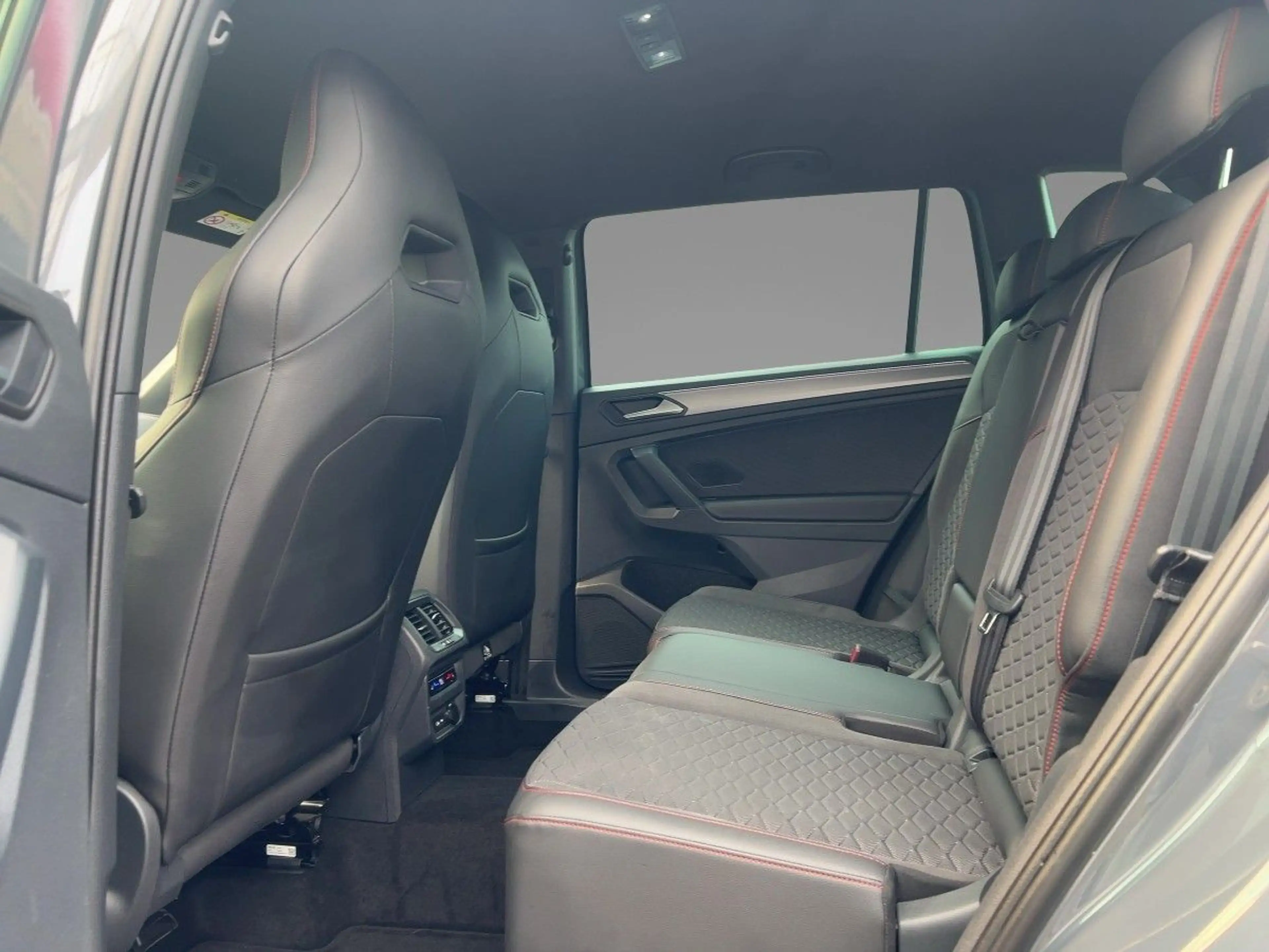 SEAT Tarraco 2.0 TDI FR 4Drive DSG Navi Link Sitzhzg — photo 8