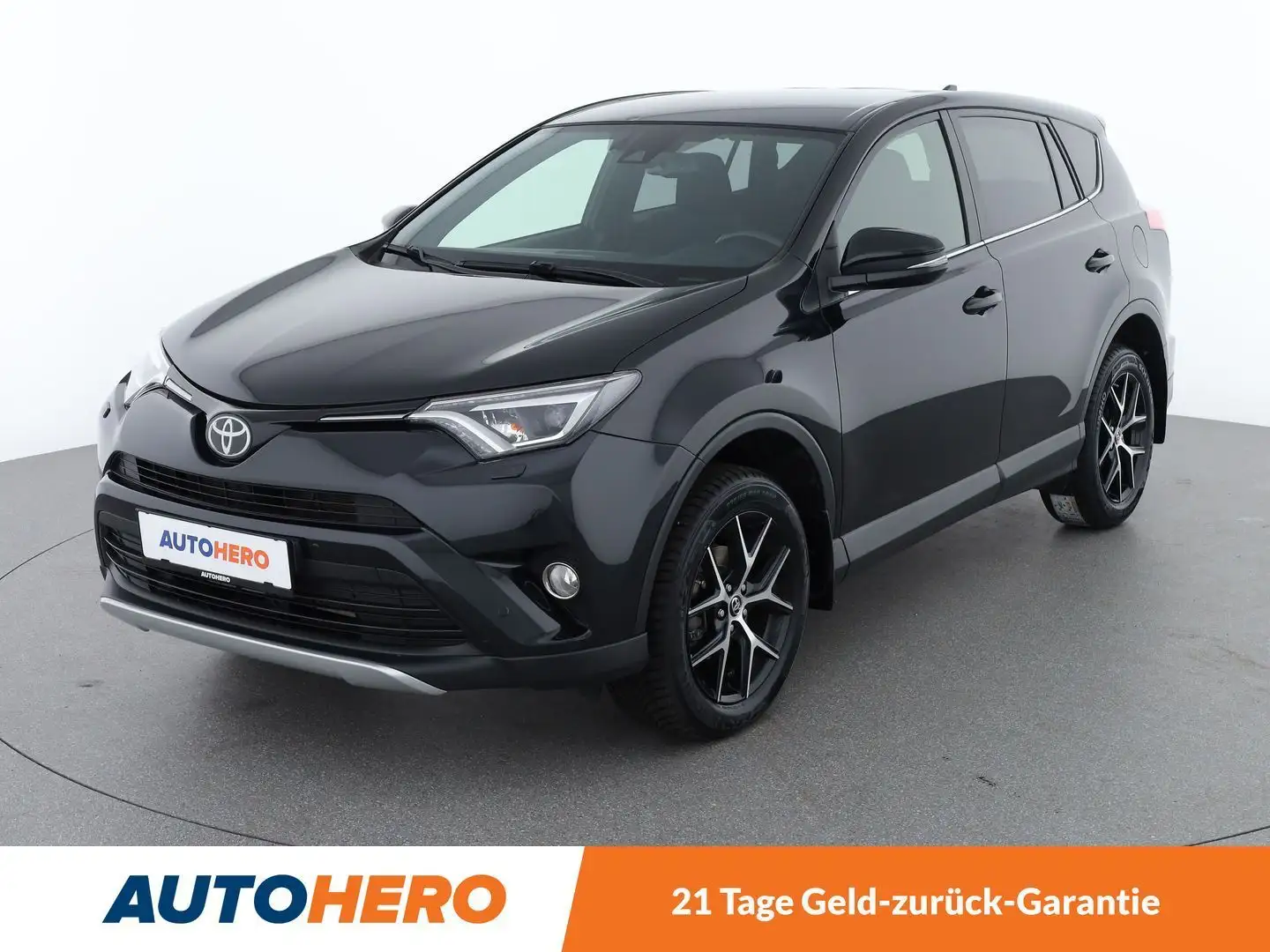 Toyota RAV 4 2.0 D-4D Active Schwarz - 1