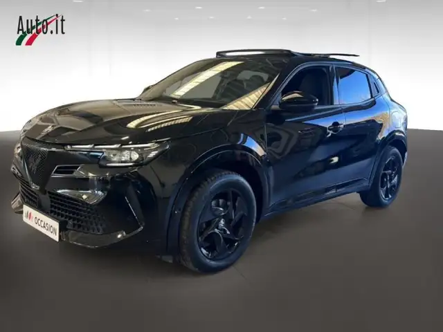 Alfa Romeo Junior 1.2 Turbo Hybrid Ibrida toit ouvrant