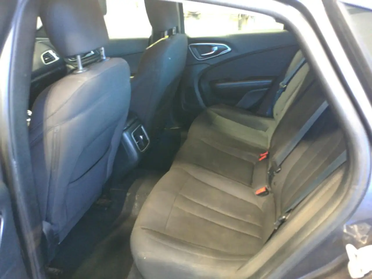 Chrysler 200 снимка Chrysler 200