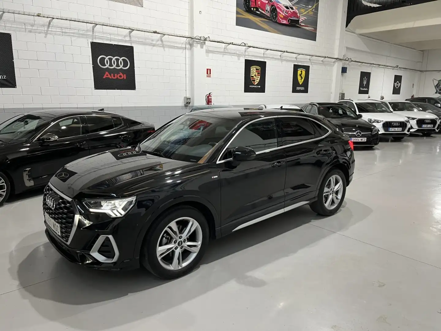Audi Q3 Sportback 35 TFSI S tronic Noir - 2