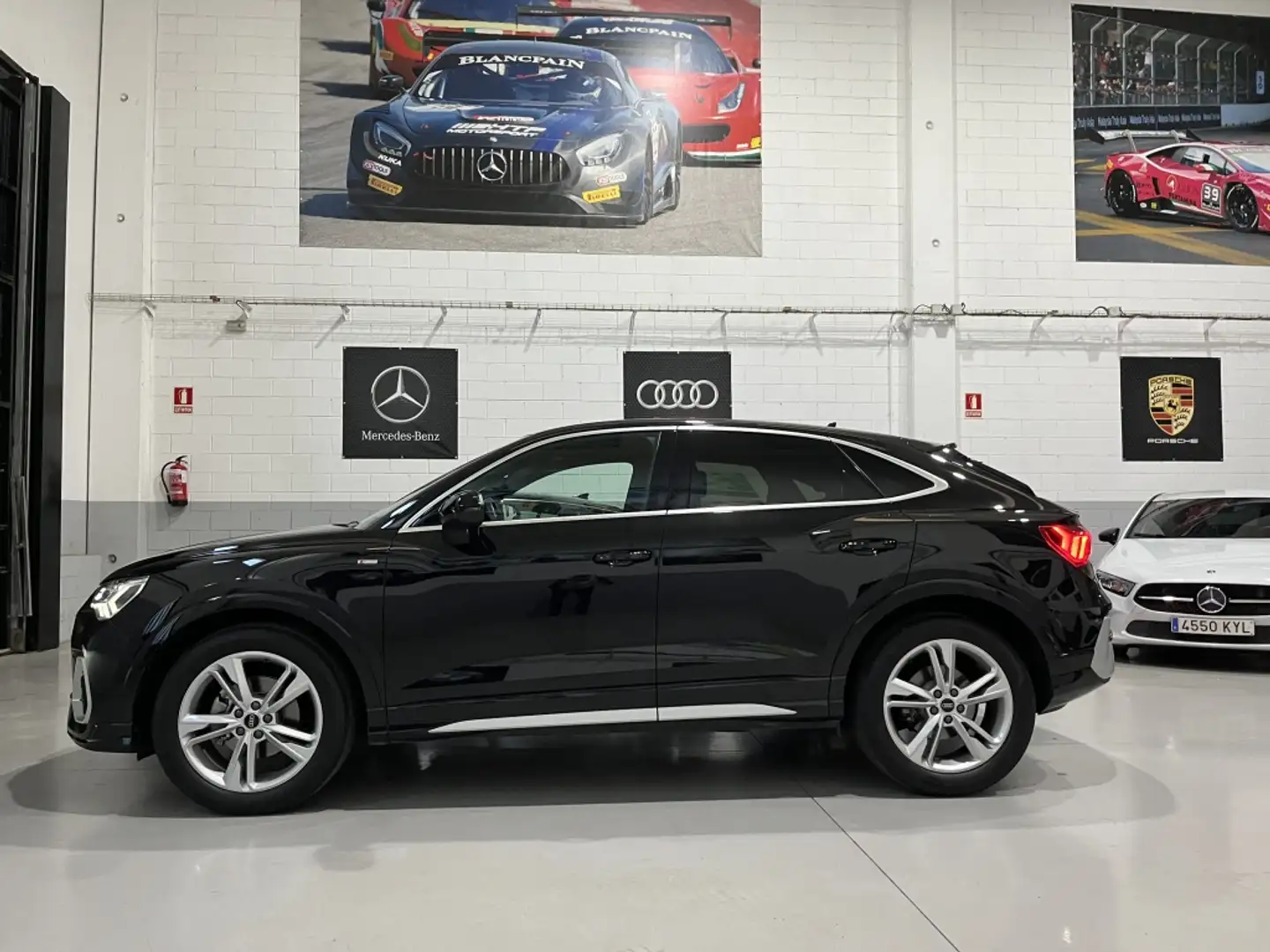 Audi Q3 Sportback 35 TFSI S tronic Noir - 1