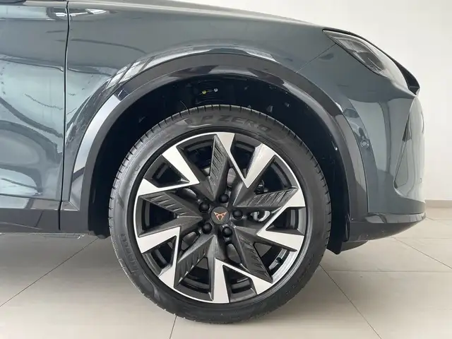 CUPRA Formentor view 8