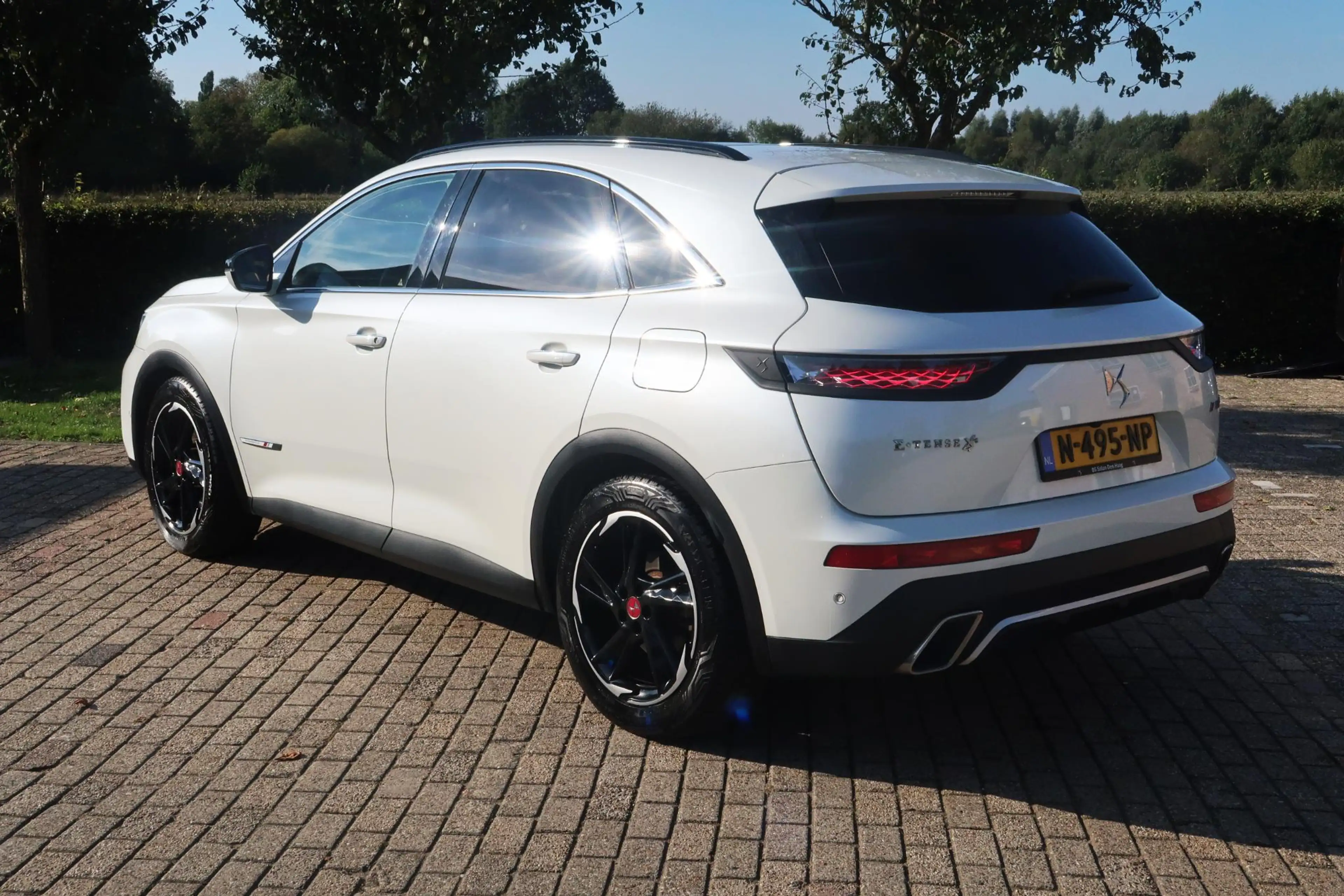 DS Automobiles DS 7 Crossback E-Tense 4x4 Performance Line PANO TREKHAAK CAMERA — photo 5