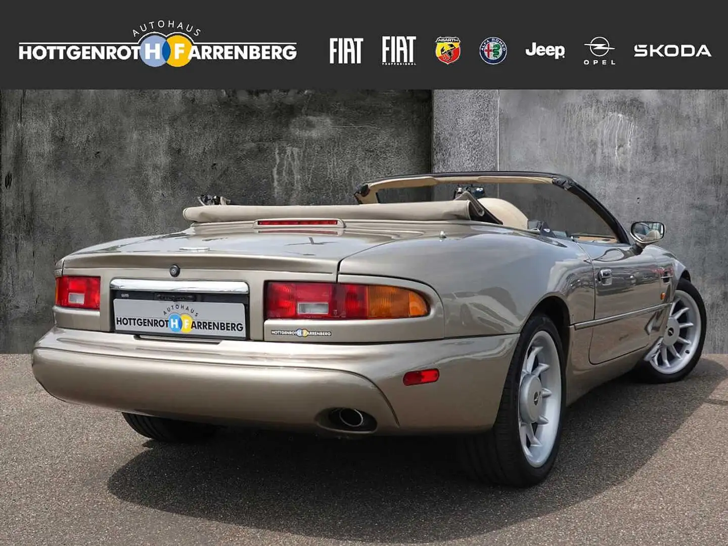 Aston Martin DB7 Volante 3.2 Kompressor  Leder Beige Tempom.el.Fens Gold - 2