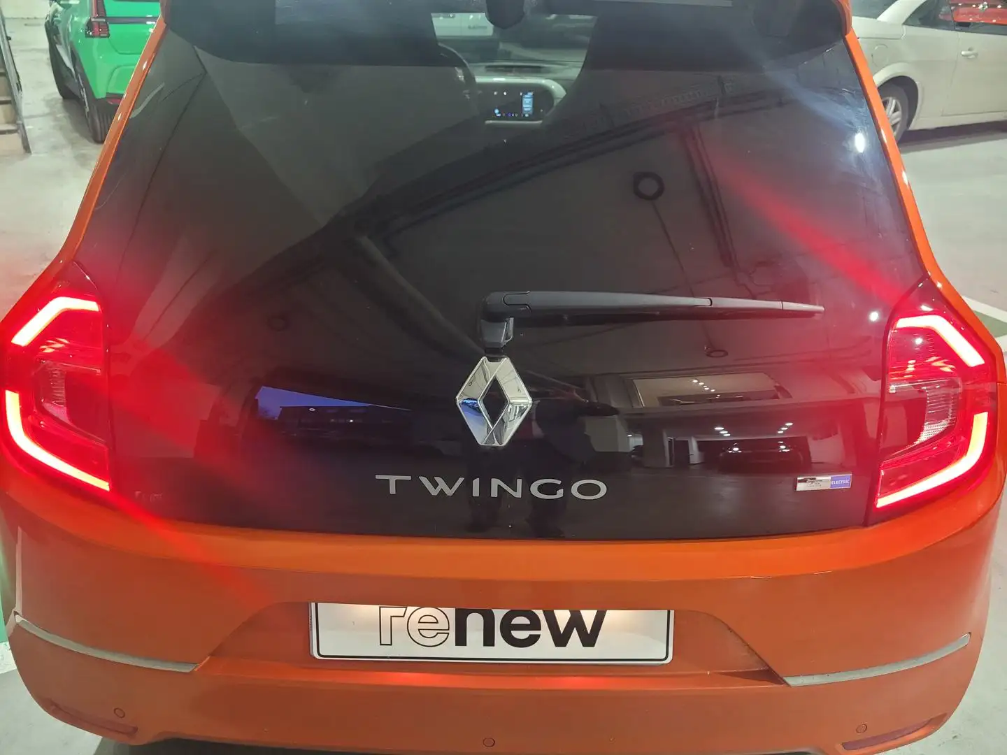 Renault Twingo Electric Serie Limitada Vibes R80 60kW Batería 20 Oranje - 2
