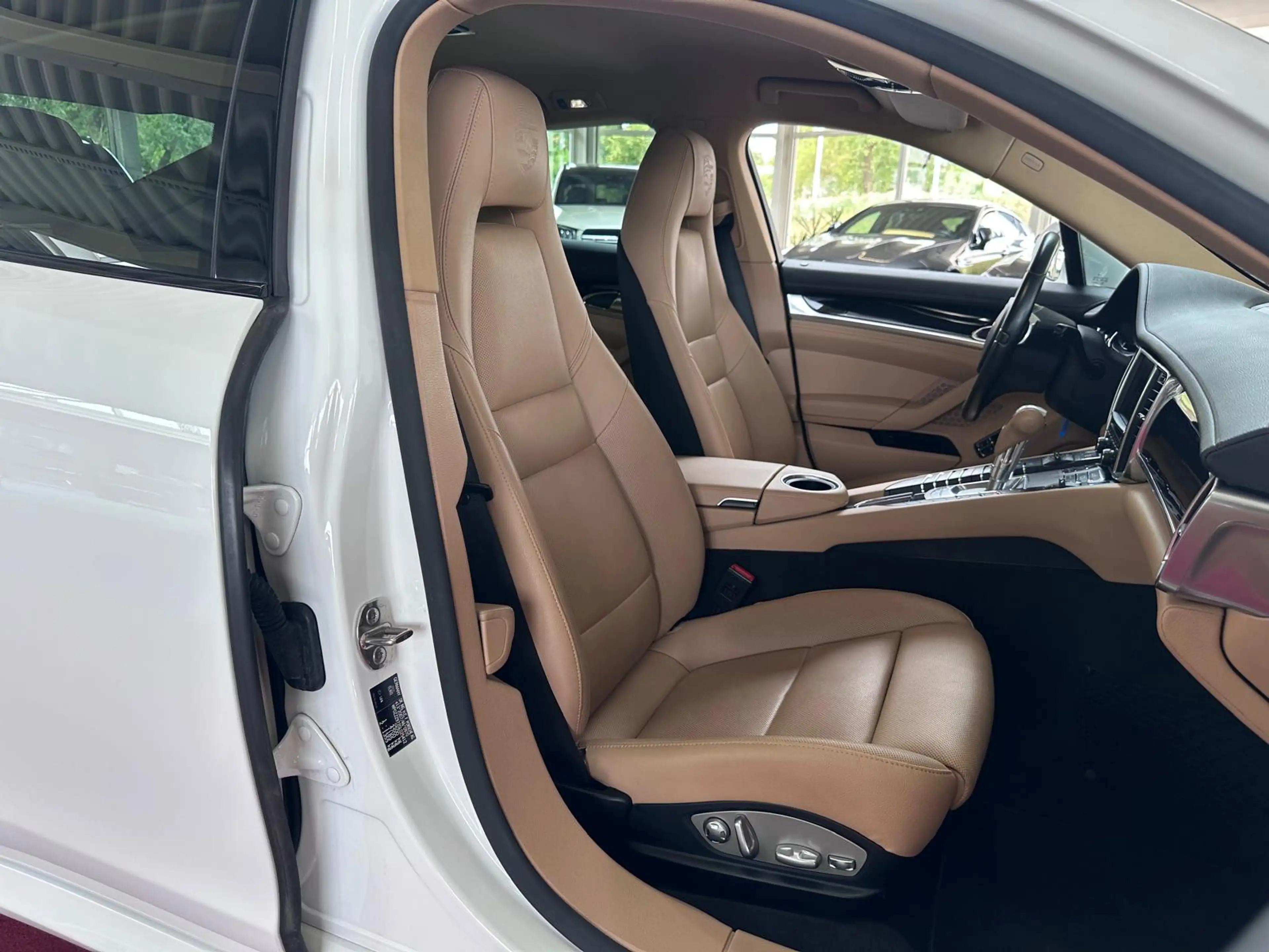Porsche Panamera Diesel Edition LUFT BOSE 14-WEGE LED — photo 14