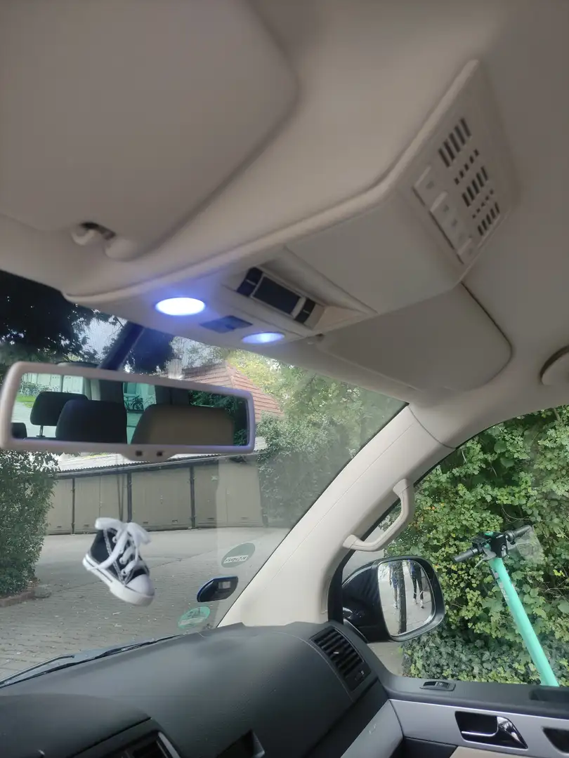 Volkswagen T5 Multivan Multivan DSG 4MOTION Highline Schwarz - 2