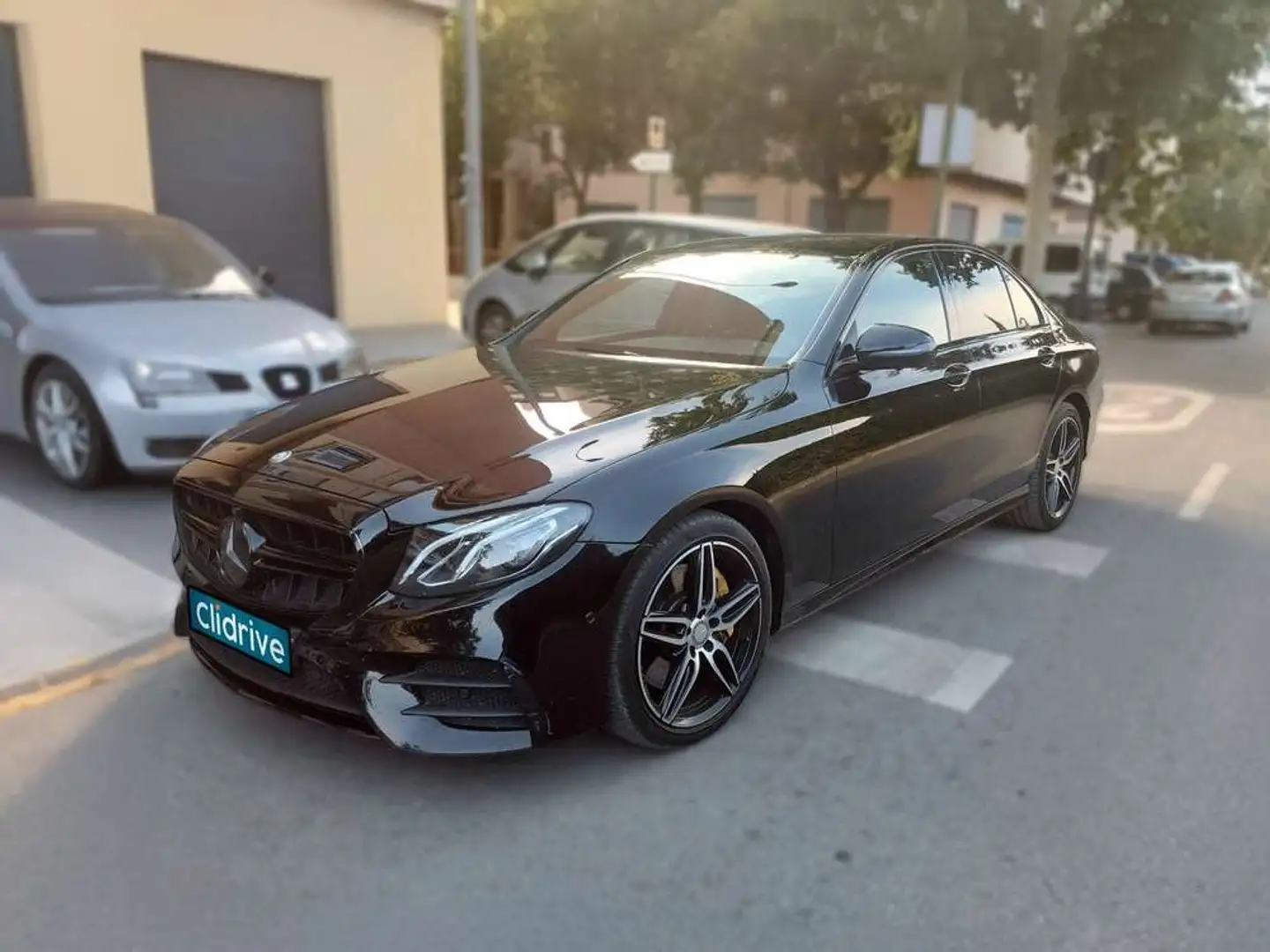 Mercedes-Benz E 350 d Noir - 2