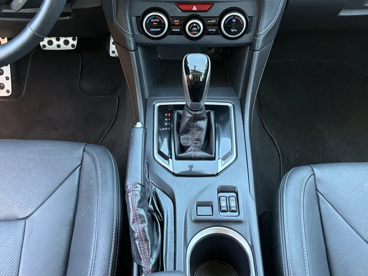 Subaru Impreza снимка Subaru Impreza