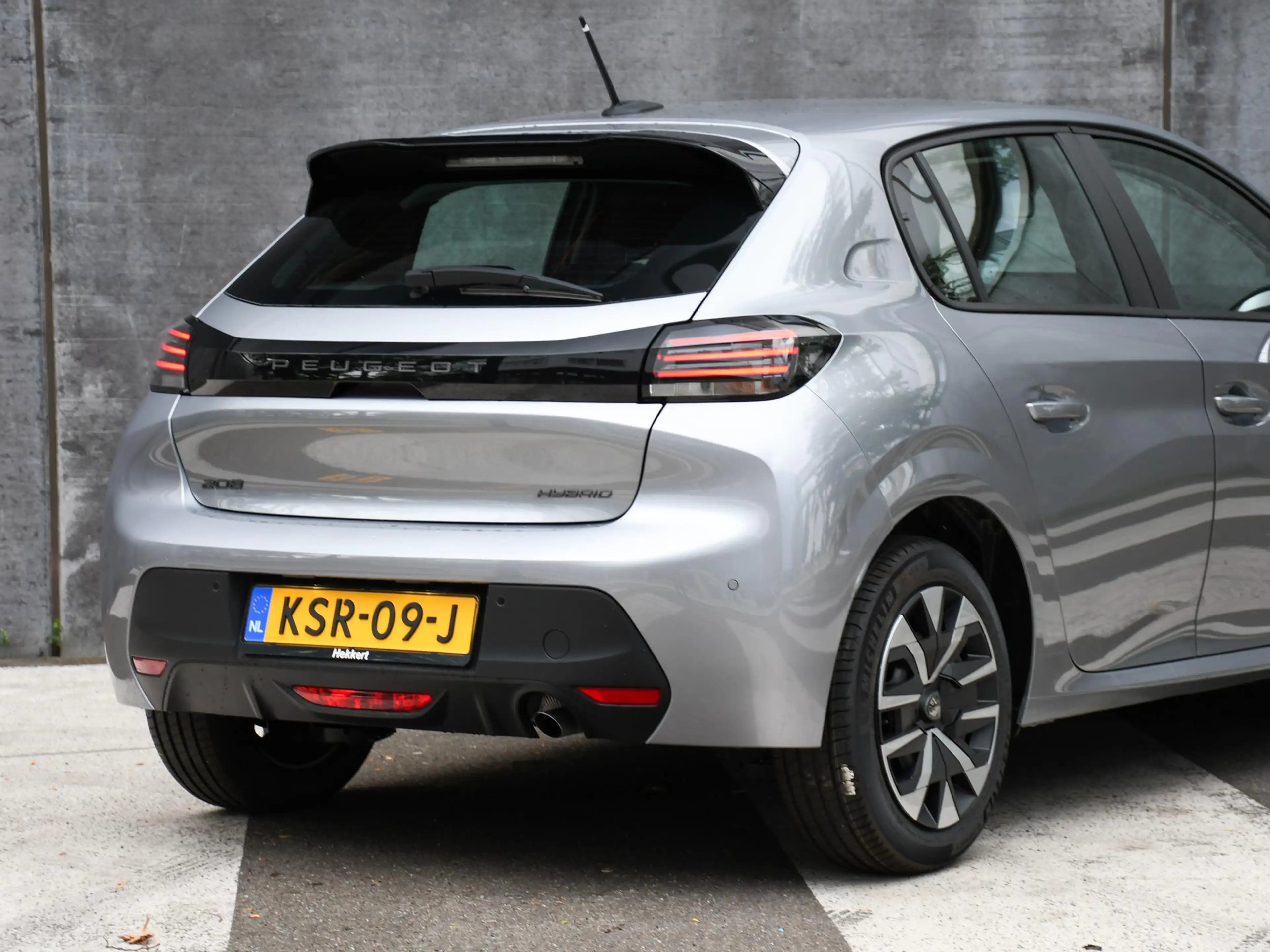 Peugeot 208 Style 1.2 Hybrid 110pk Automaat DAB | CRUISE.C | A — photo 6