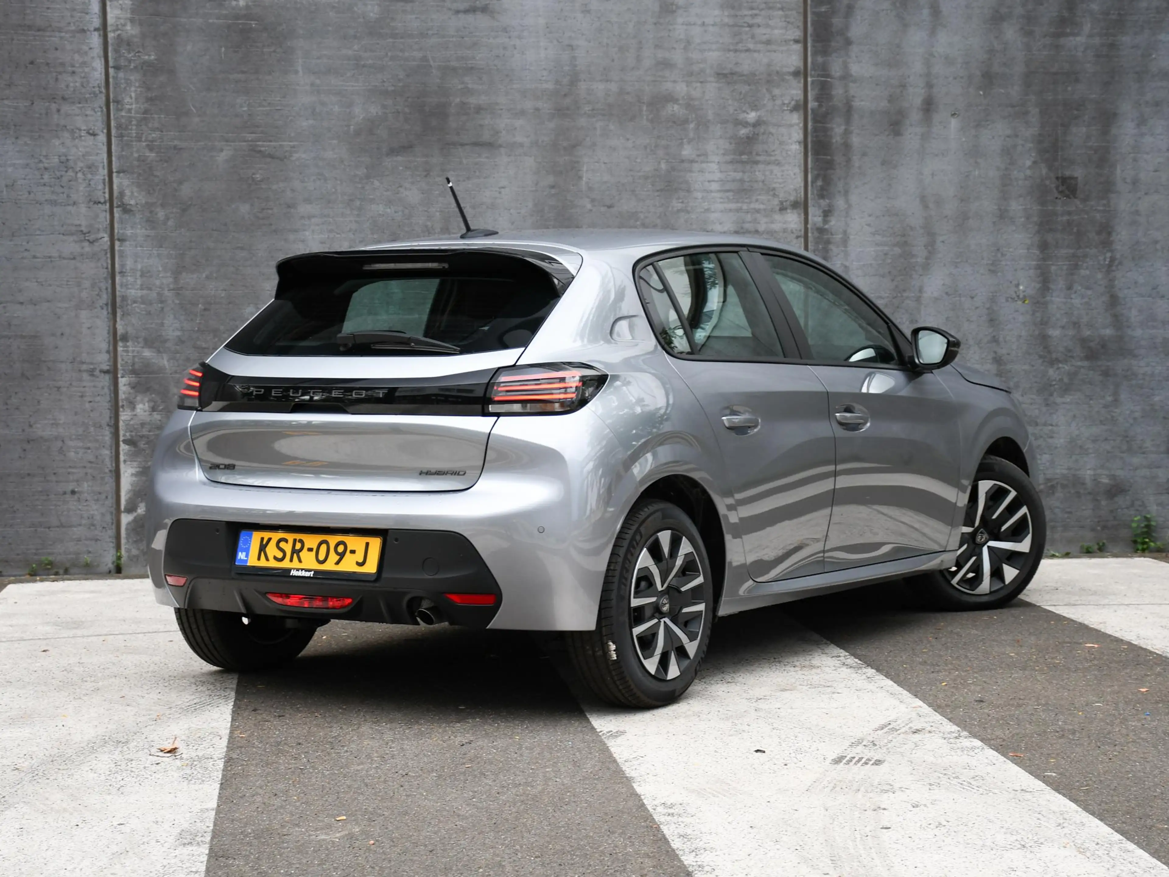 Peugeot 208 Style 1.2 Hybrid 110pk Automaat DAB | CRUISE.C | A — photo 5