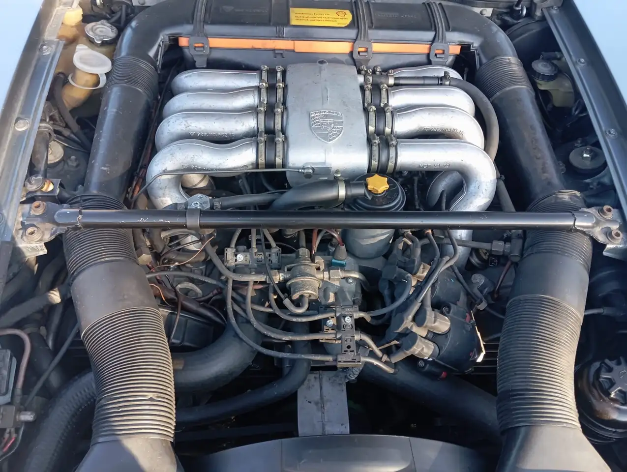 Porsche 928 4,7 310 HP, foto 4