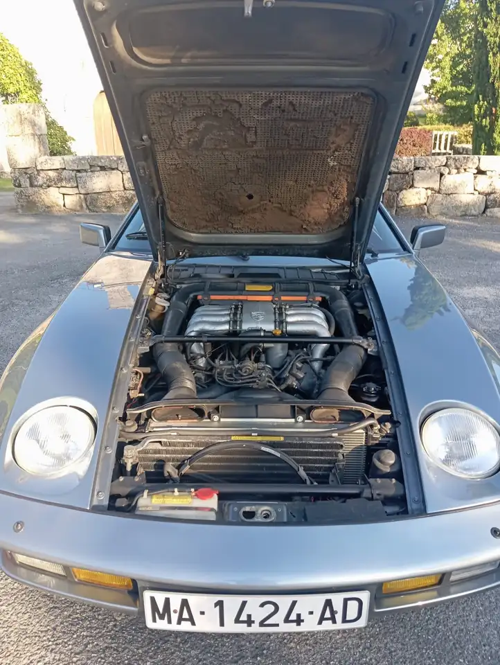 Porsche 928 4,7 310 HP, foto 6