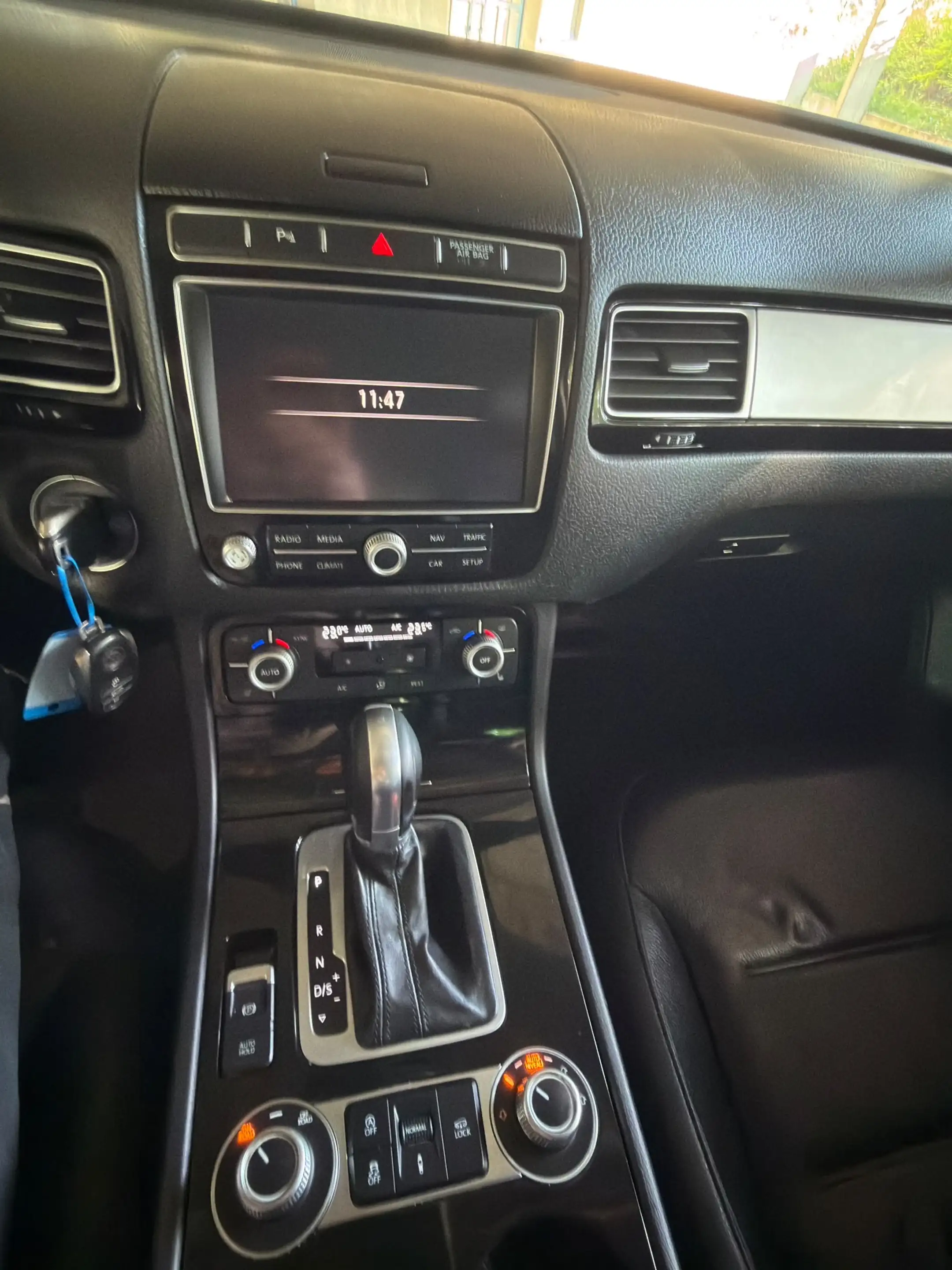 Volkswagen Touareg V6 TDI BMT 4Motion Terrain Tech — photo 12