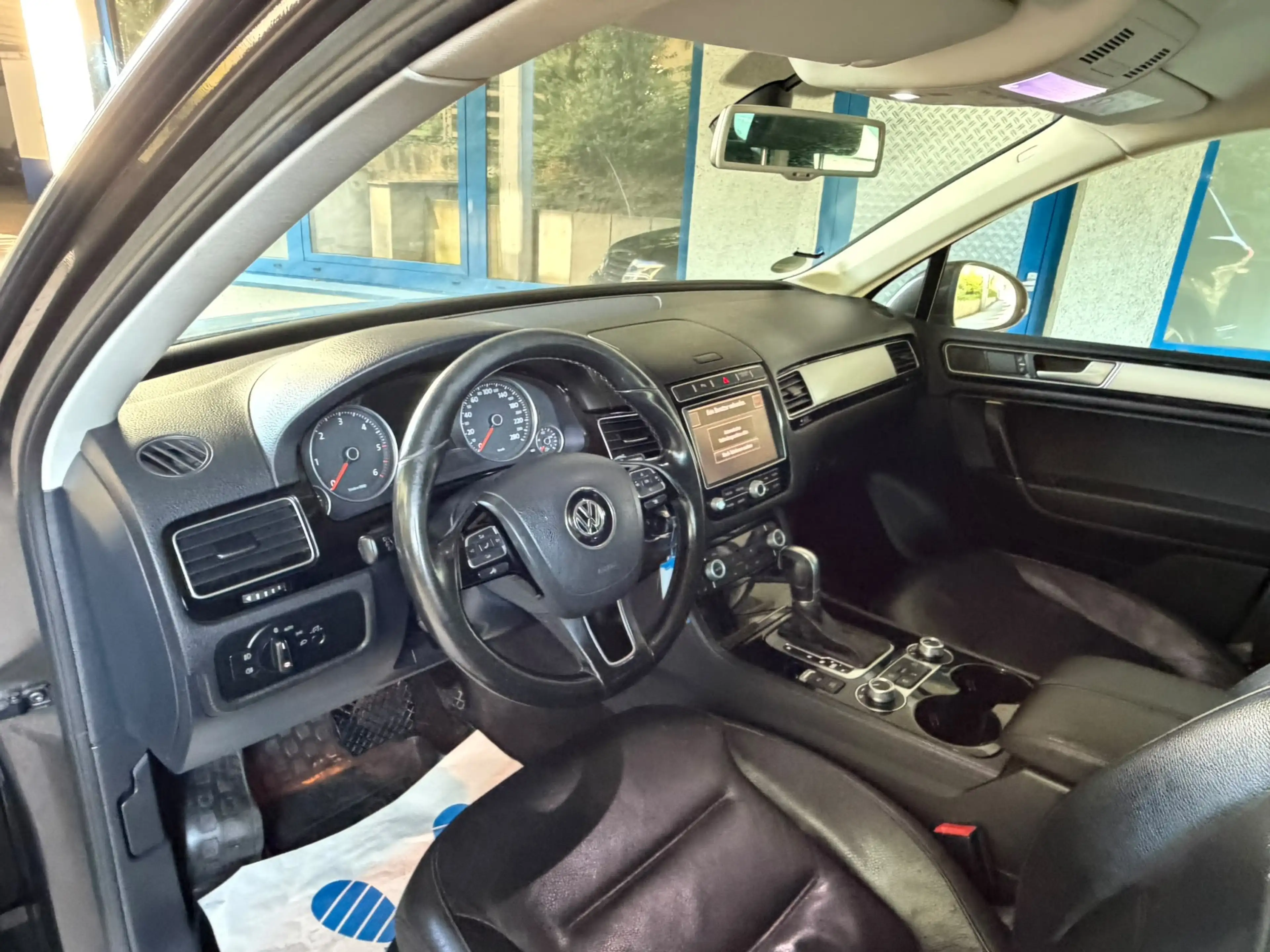 Volkswagen Touareg V6 TDI BMT 4Motion Terrain Tech — photo 9