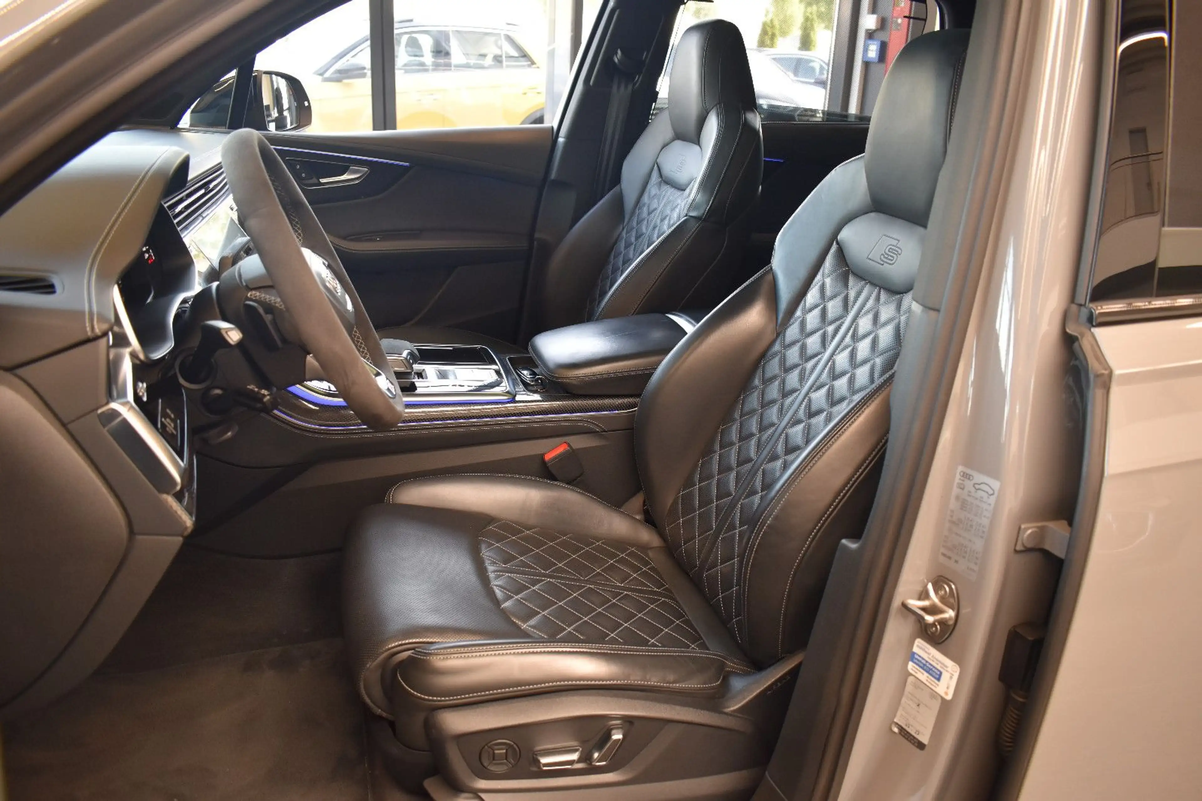 Audi SQ7 4.0TFSI Quattro Compet.Plus Laser~Soft~22" — photo 8