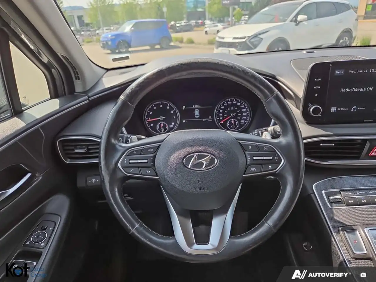 Hyundai SANTA FE photo Hyundai SANTA FE