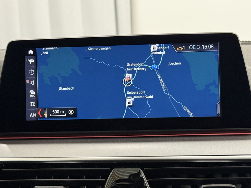 BMW 520 d — photo 11
