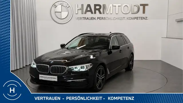BMW 5 Series main image