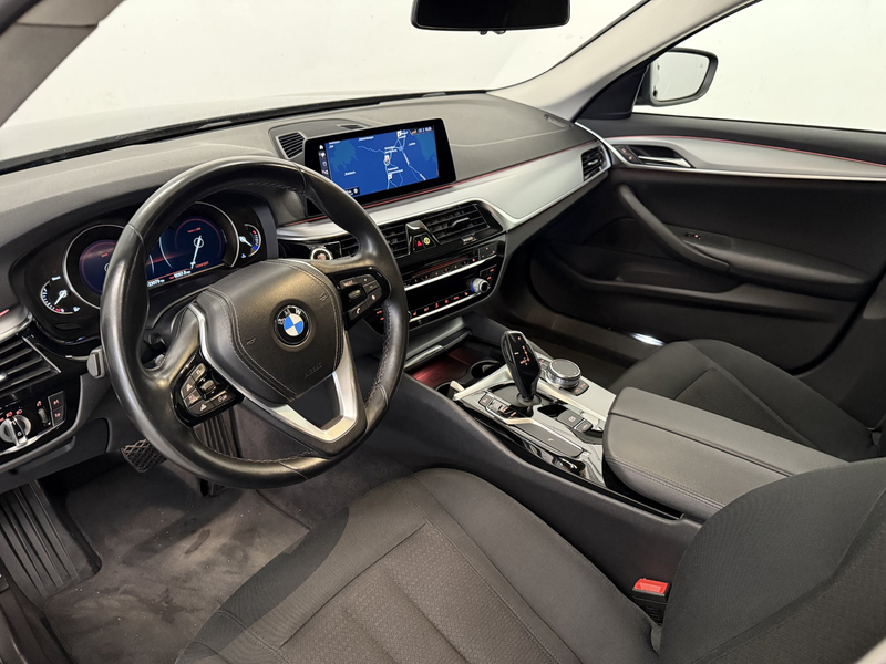 BMW 520 d — photo 7