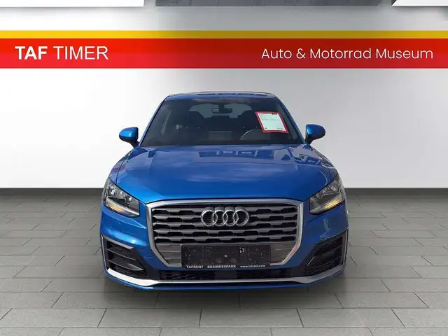 Audi Q2 view 3