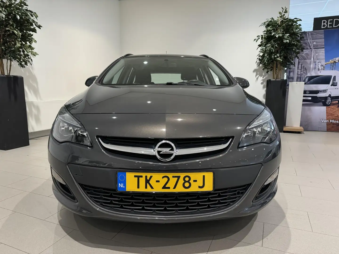 Opel Astra Sports Tourer 1.4 | Airconditioning | Trekhaak | B Grijs - 2