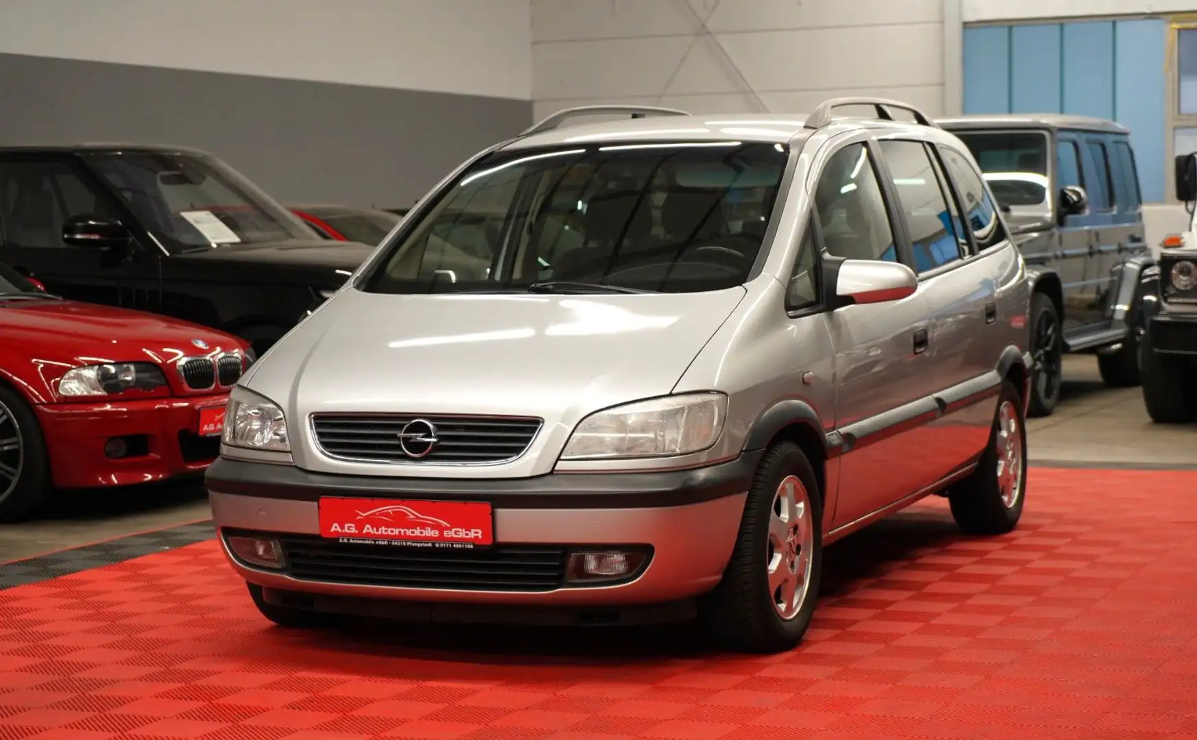 Opel Zafira 1.8 Aut. Elegance 7Sitzer*3.Hand*Klima* Срібний - 1