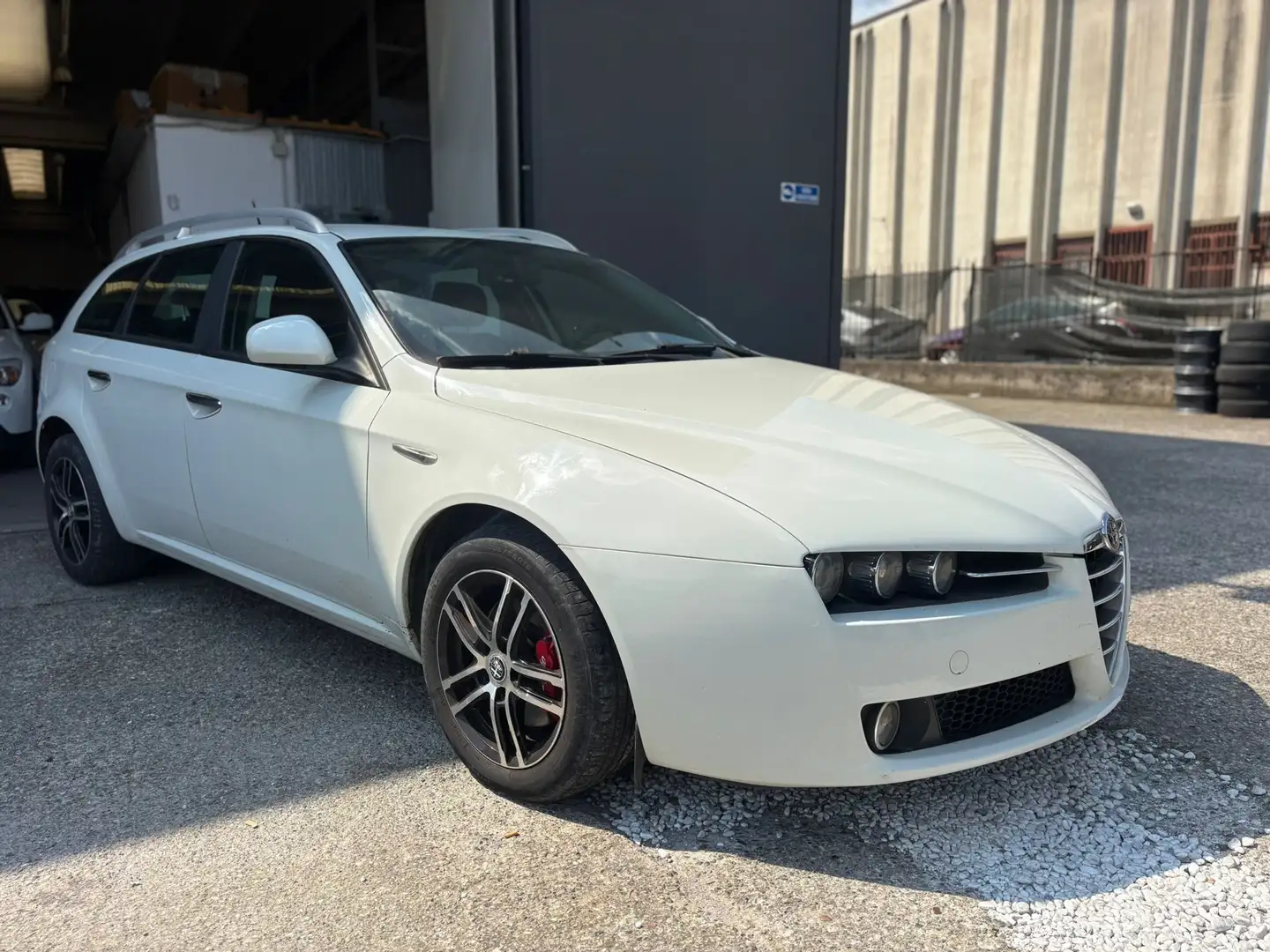 Alfa Romeo 159 SW 2.0 jtdm Distinctive 170cv - 1