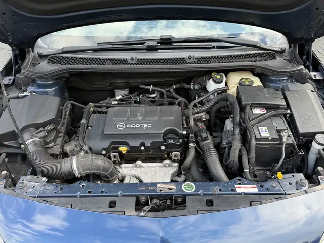 Opel Astra view 24