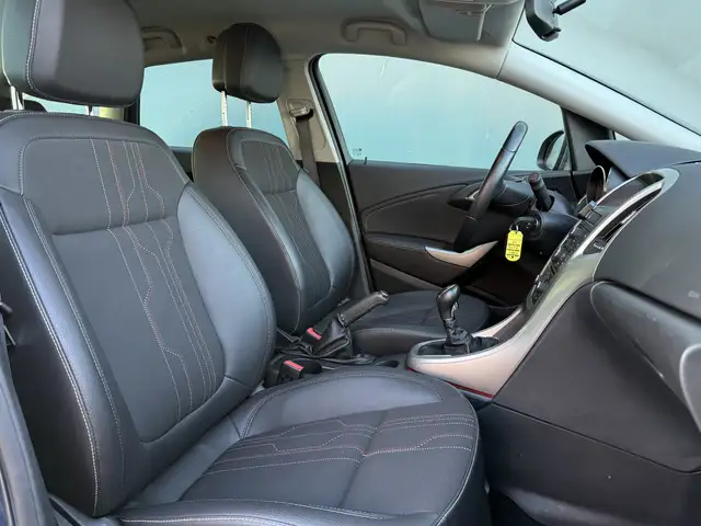 Opel Astra view 27