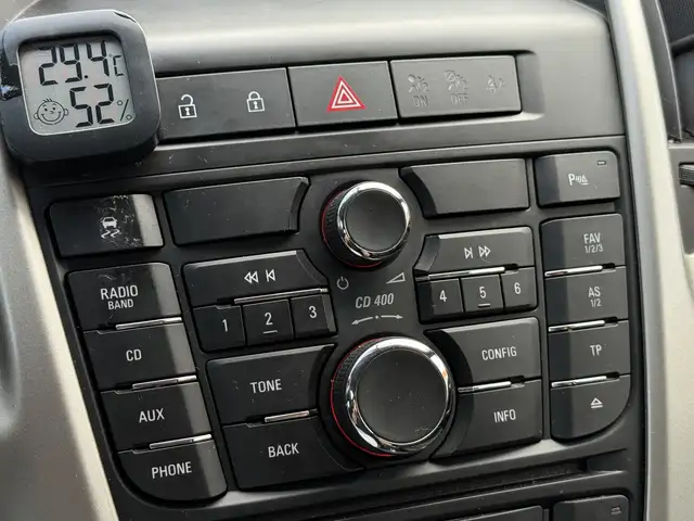 Opel Astra view 17