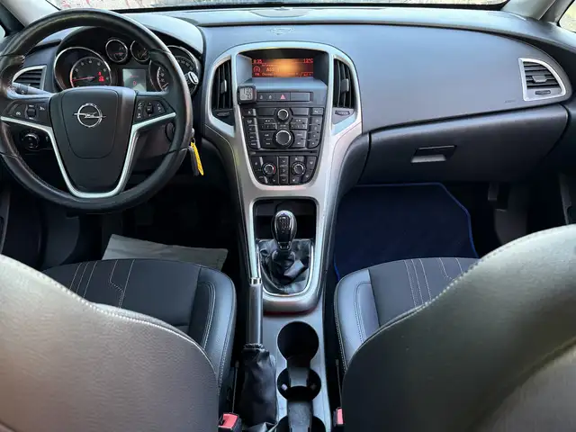Opel Astra view 29