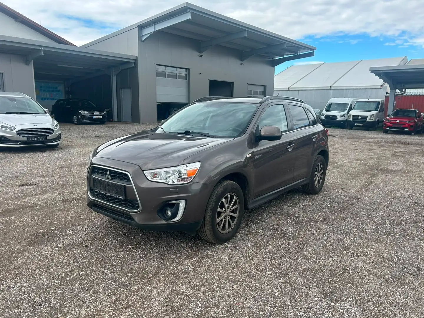 Mitsubishi ASX ASX 1,8 DI-D LP Invite 35 Invite Braun - 1