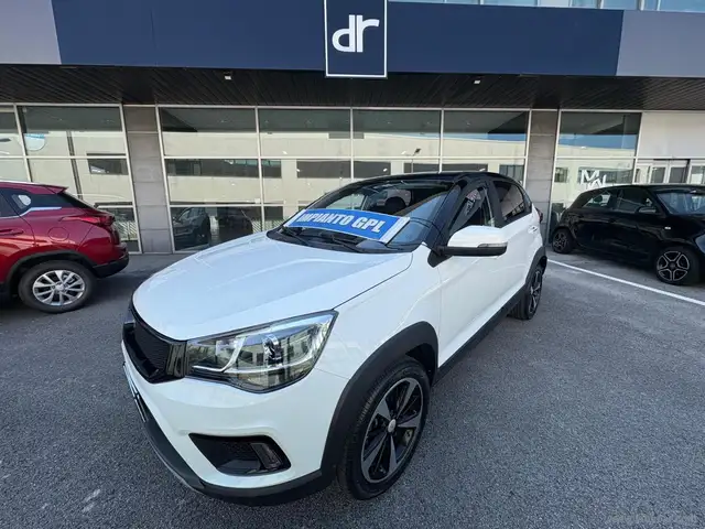 DR Automobiles DR3