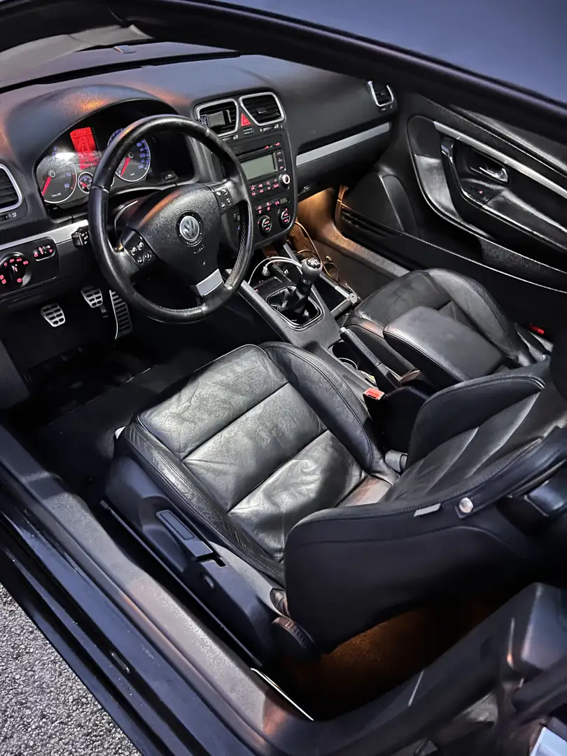Volkswagen Eos 2.0T 16S FSI 200 Carat - 1