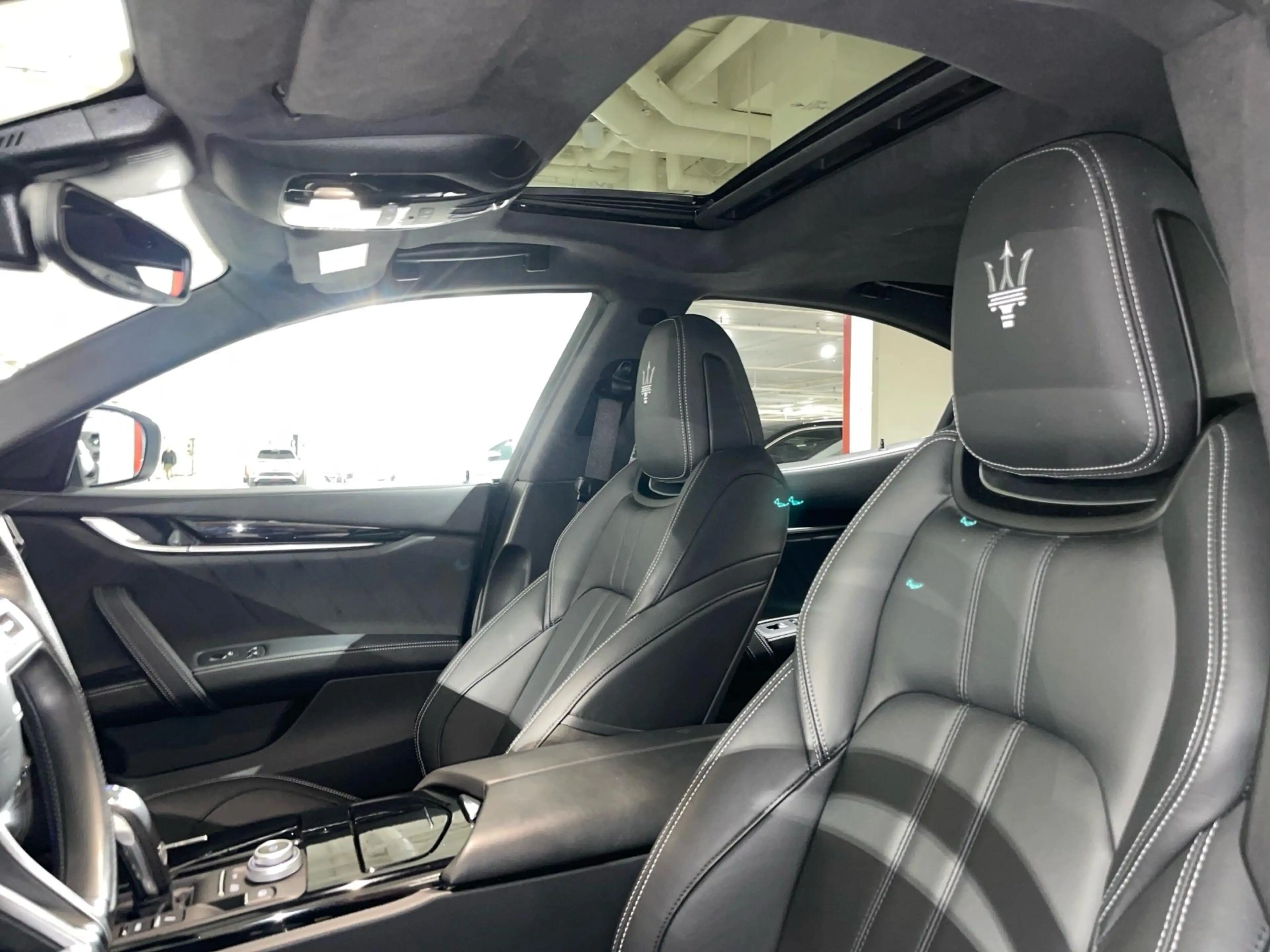 Maserati Ghibli 3.0 V6 Modena S Aut. 4x4 — photo 12