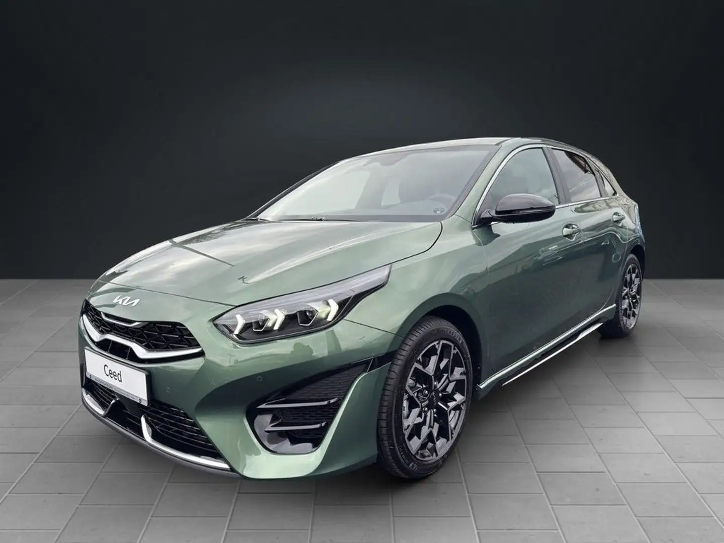 Kia Ceed / cee'd CEED 1.5T 140 DCT7 GT-Line TEC Grün - 2