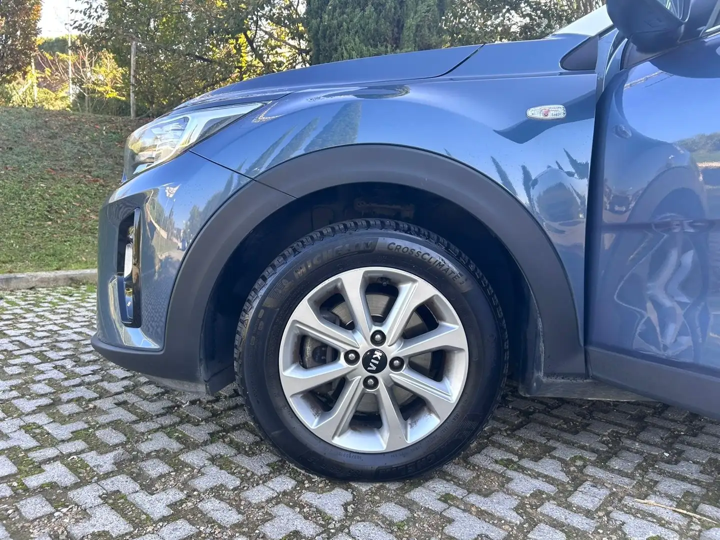 Kia Stonic Style 1.0 T-GDi 120 CV Blu/Azzurro - 2
