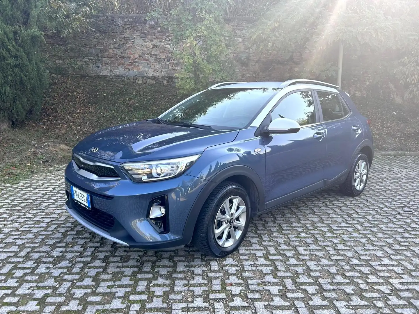 Kia Stonic Style 1.0 T-GDi 120 CV Blu/Azzurro - 1