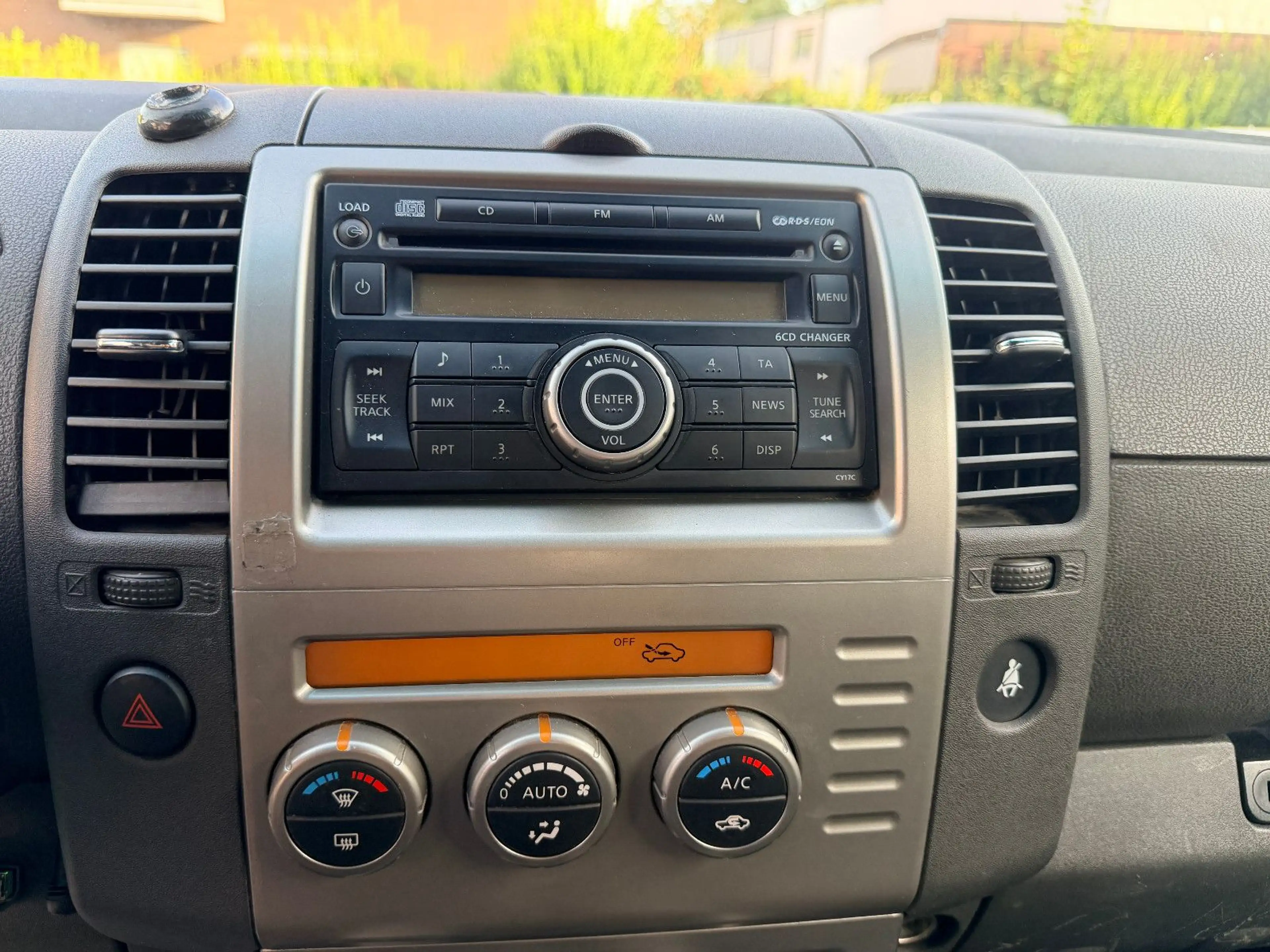 Nissan Pathfinder 2.5 dCi SE 4WD 7-Sitzer Klima PDC AHK — photo 14