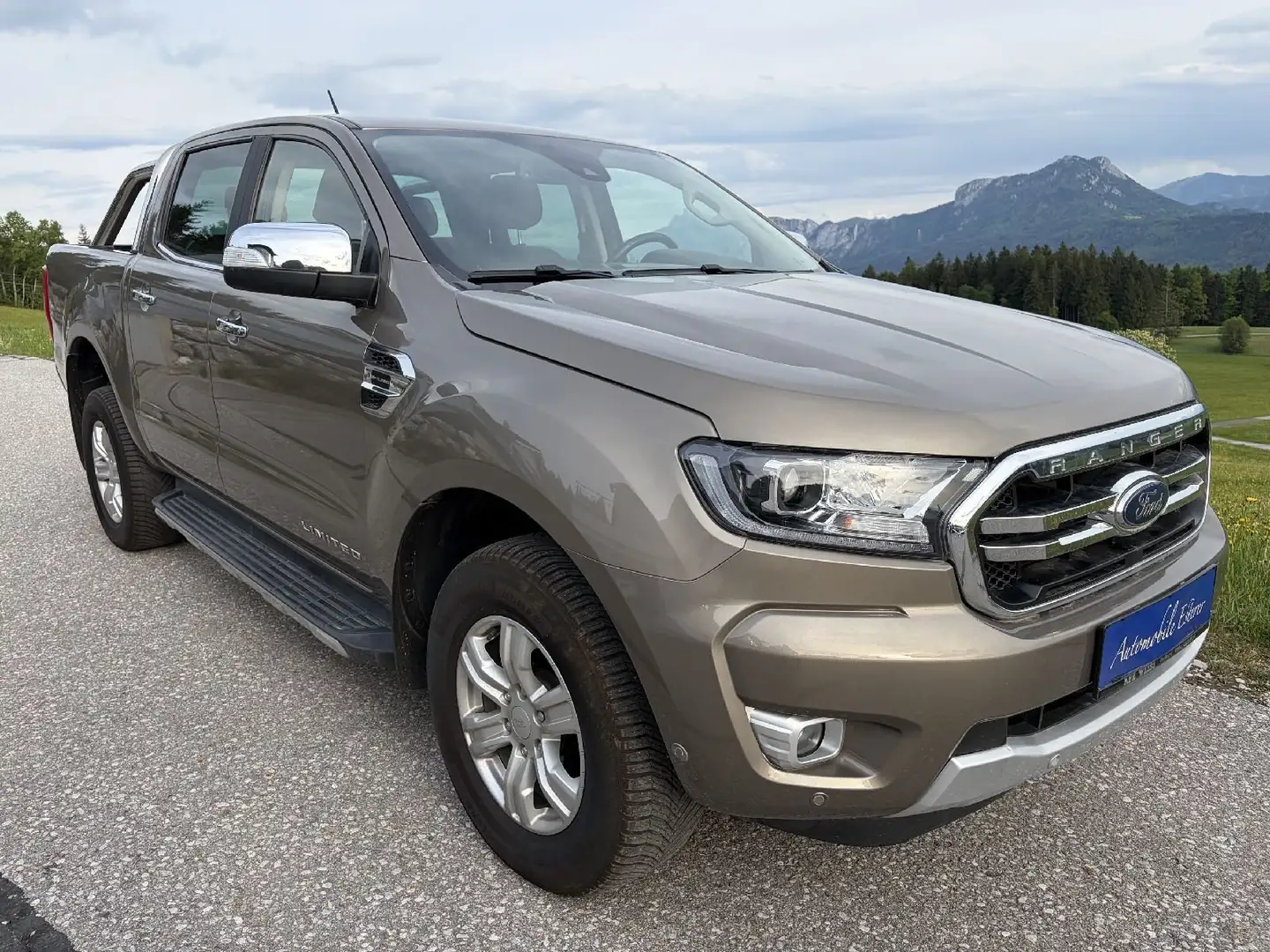 Ford Ranger Limited Doka 4x4, Aut., Leder, Navi, netto 23.3000 Grau - 2