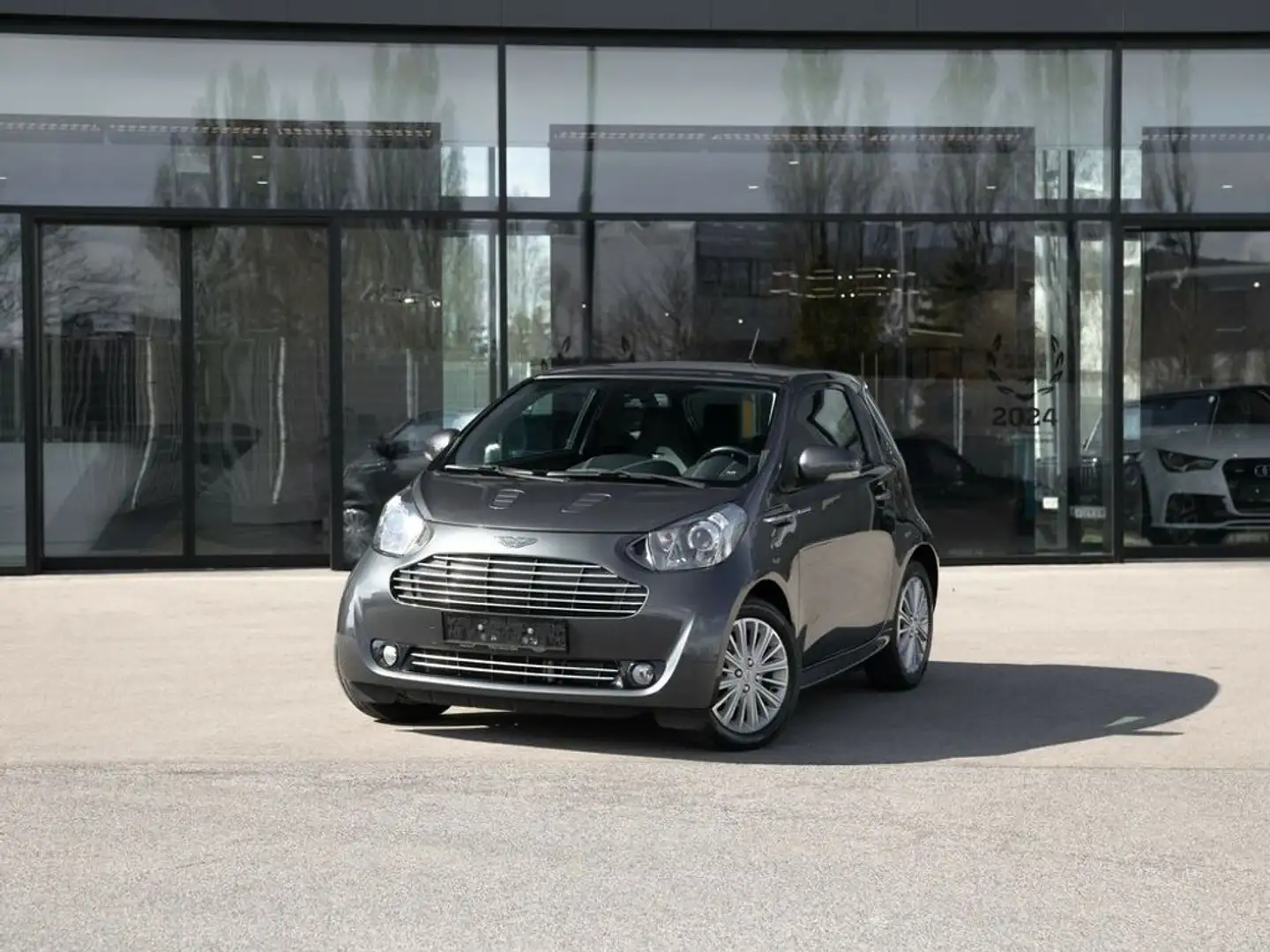Aston Martin Cygnet CVT High Line / 1 of 616 / Meteorite Silver Grau - 2