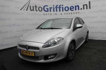 1.4 T-Jet Dynamic nette 5-deurs met trekhaak