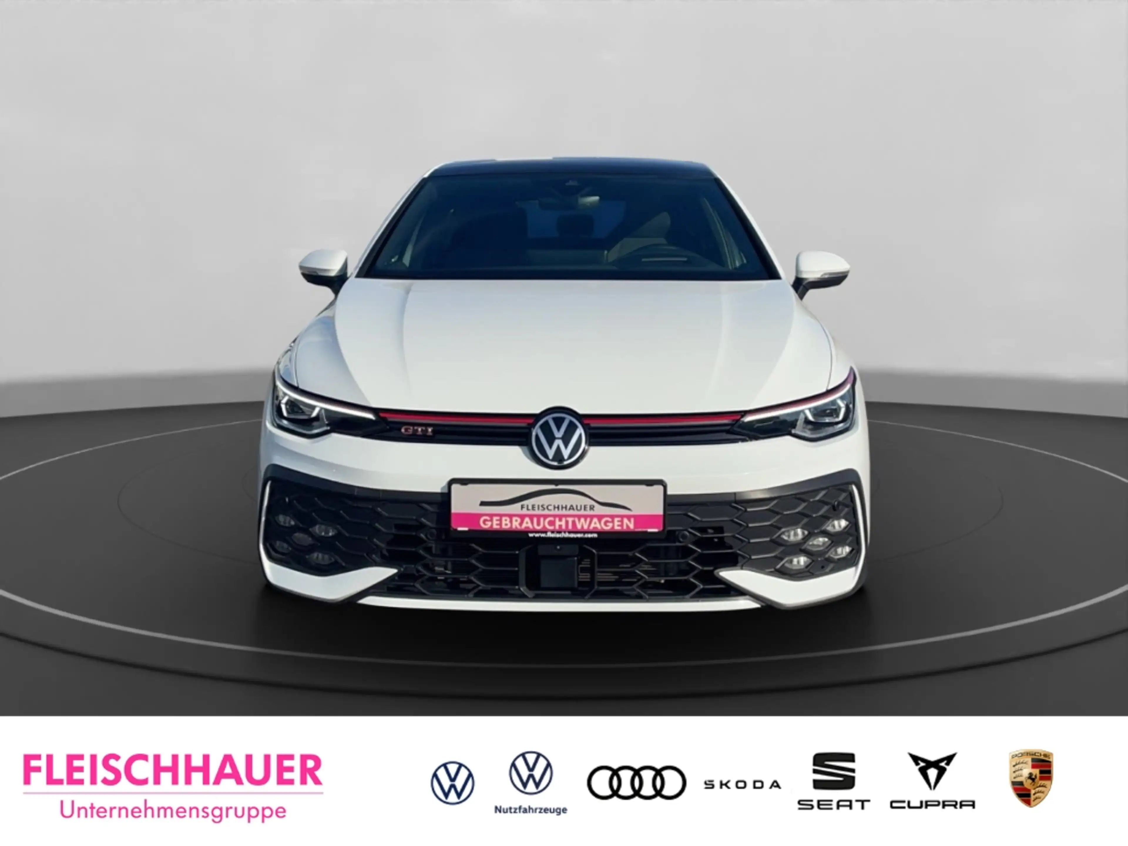 Volkswagen Golf GTI Pano AreaView DCC Matrix Harman Kardon Headup SHZ — photo 2